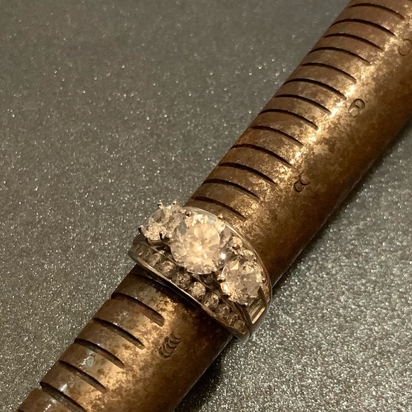 NWOT Sterling Silver & CZ Statement Ring Sz 6.75 - Picture 9 of 14